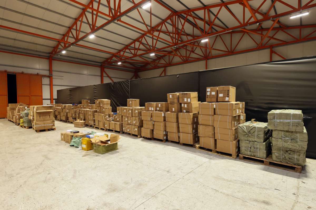 “Uşaq oyuncaqları” yükündən bəyan olunmayan mallar aşkar edildi (FOTO)