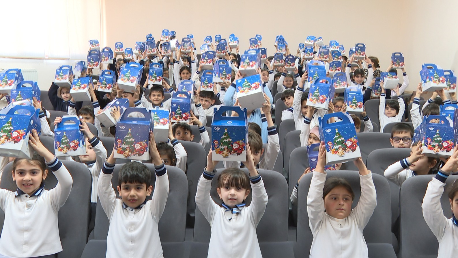 AHİK uşaqlar üçün bayram şənlikləri təşkil edib (FOTO)