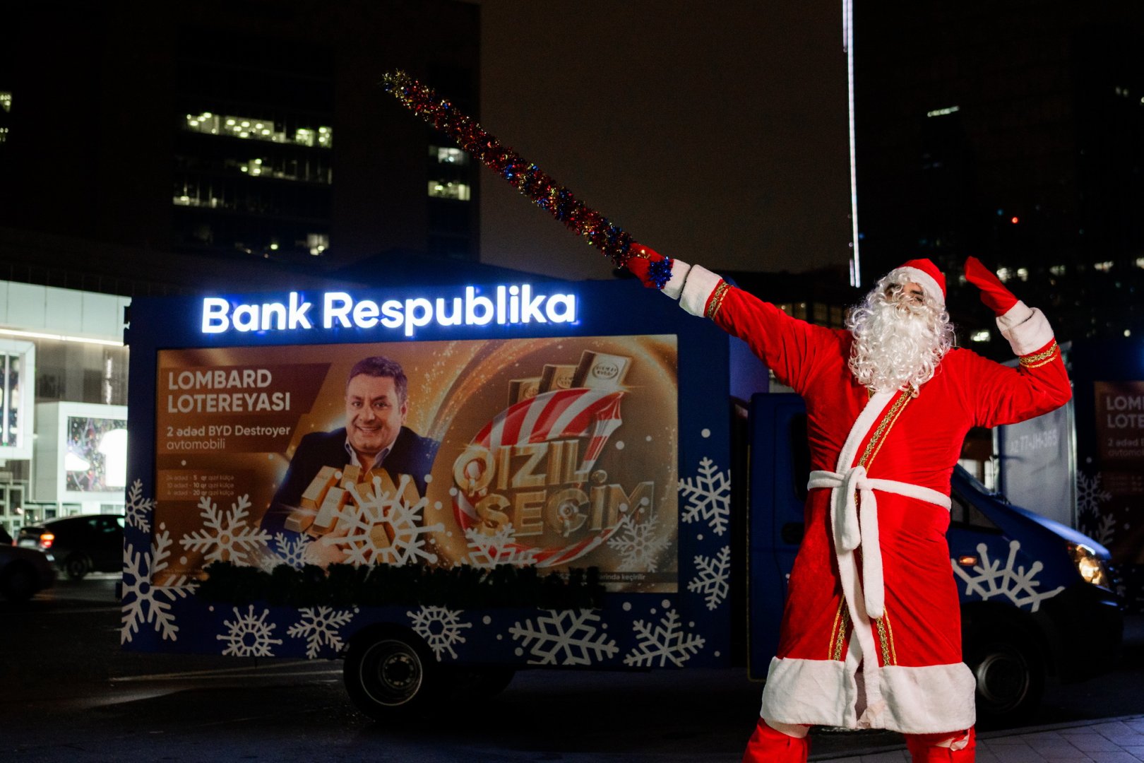 Şaxta Baba da Bank Respublika-dan hədiyyə qazanmağa tələsir (FOTO)