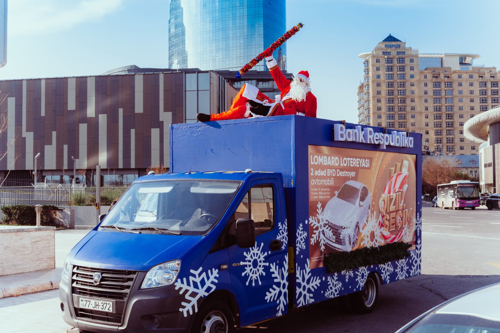 Şaxta Baba da Bank Respublika-dan hədiyyə qazanmağa tələsir (FOTO)