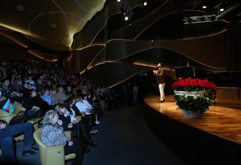 İlk dəfə QHT-lər üçün bayram konserti proqramı təşkil olunub (FOTO)