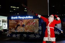 Şaxta Baba da Bank Respublika-dan hədiyyə qazanmağa tələsir (FOTO)