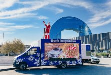 Şaxta Baba da Bank Respublika-dan hədiyyə qazanmağa tələsir (FOTO)