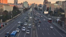 Sürücülərin NƏZƏRİNƏ: Paytaxtın bir sıra yollarında tıxac var - SİYAHI (FOTO)