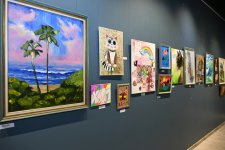 Bakı Media Mərkəzinin rəhbəri Arzu Əliyeva və Alena Əliyeva “Rənglərdə yaşanan 10 il” mövzusunda keçirilən sərgidə iştirak ediblər (FOTO)