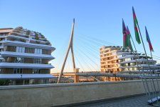 Prezident İlham Əliyev və Birinci xanım Mehriban Əliyeva “Bakı Ağ Şəhər”də olublar (FOTO/VİDEO) (YENİLƏNİB)