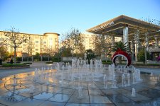 Prezident İlham Əliyev və Birinci xanım Mehriban Əliyeva “Bakı Ağ Şəhər”də olublar (FOTO/VİDEO) (YENİLƏNİB)