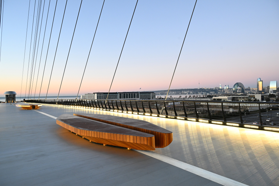 Prezident İlham Əliyev və Birinci xanım Mehriban Əliyeva “Bakı Ağ Şəhər”də olublar (FOTO) (YENİLƏNİB)