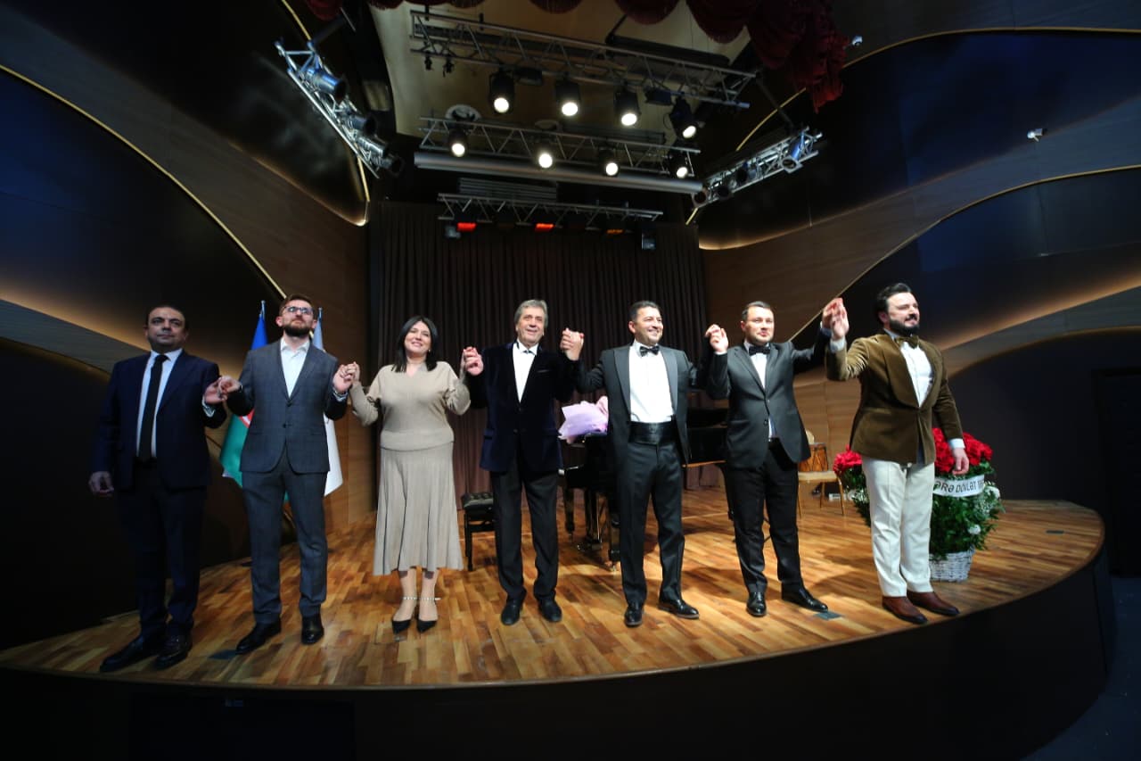İlk dəfə QHT-lər üçün bayram konserti proqramı təşkil olunub (FOTO)