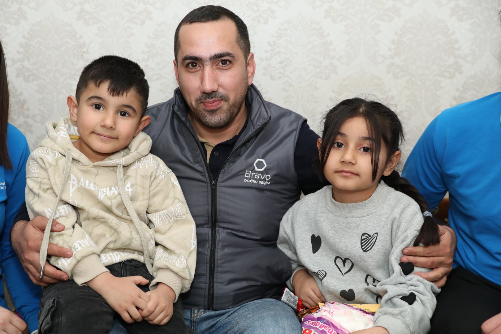 “PAŞA Holding” şəhid övladlarına bayram sovqatları çatdırır (FOTO)