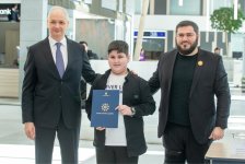 Şəhid ailələrinə və müharibə ilə əlaqədar əlilliyi olan şəxslərə daha 115 mənzil verildi (FOTO)