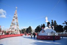 Bakı Yeni il ərəfəsində (FOTOREPORTAJ)