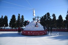 Bakı Yeni il ərəfəsində (FOTOREPORTAJ)