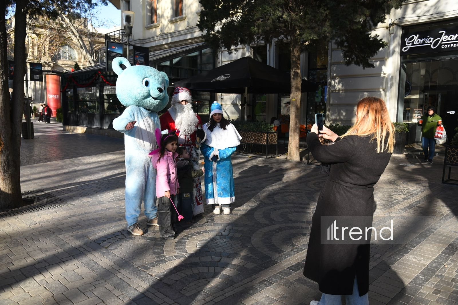 Bakı Yeni il ərəfəsində (FOTOREPORTAJ)