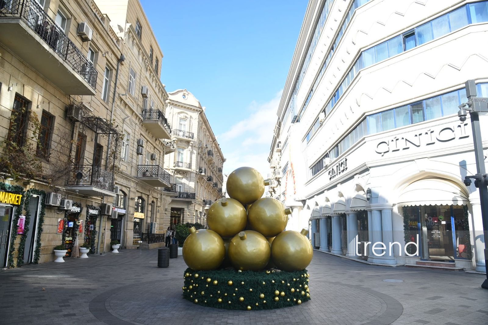 Bakı Yeni il ərəfəsində (FOTOREPORTAJ)