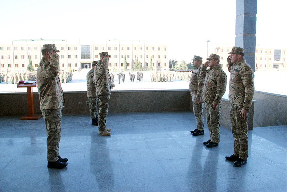 Azərbaycan Ordusunda Dünya Azərbaycanlılarının Həmrəyliyi Günü və Yeni il qeyd edilib (FOTO)