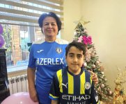 Vəkillər Kollegiyasının üzvləri uşaq sığınacağında yaşayan balacaların bayram sevincini bölüşüblər (FOTO)