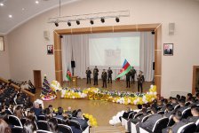 Azərbaycan Ordusunda Dünya Azərbaycanlılarının Həmrəyliyi Günü və Yeni il qeyd edilib (FOTO)