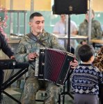 Azərbaycan Ordusunda Dünya Azərbaycanlılarının Həmrəyliyi Günü və Yeni il qeyd edilib (FOTO)