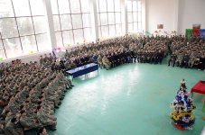 Azərbaycan Ordusunda Dünya Azərbaycanlılarının Həmrəyliyi Günü və Yeni il qeyd edilib (FOTO)