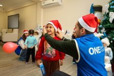 Heydər Əliyev Fondunun vitse-prezidenti Leyla Əliyevanın təşəbbüsü ilə uşaq sığınacaqlarında Yeni il şənliyi təşkil olunub (FOTO)