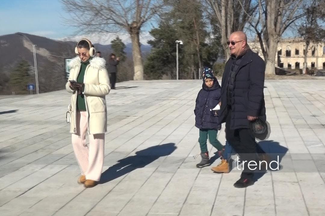 Keçmiş Baş Prokurorun oğlu: Həmişə belə həmrəy olaq (FOTO)