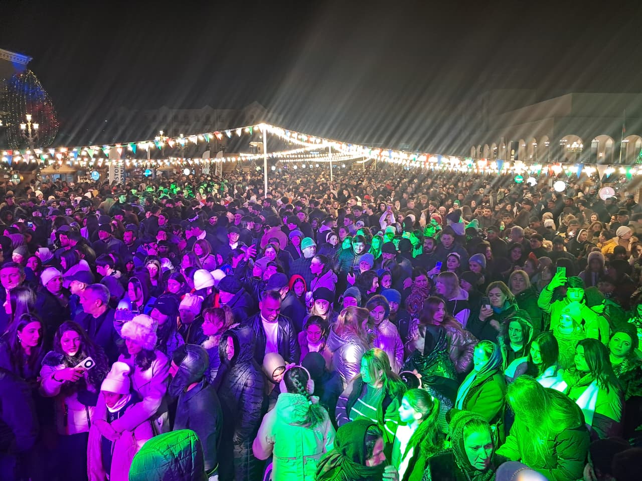 Xankəndidə bayram atəşfəşanlığı keçirilib (FOTO/VİDEO)