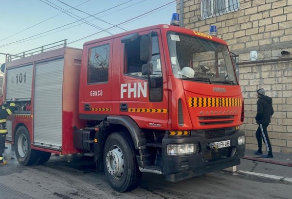 Gəncədə üç evdə baş vermiş yanğın söndürülüb (FOTO)