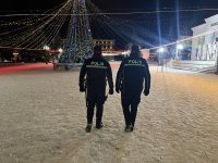Polis əməkdaşları hava şəraiti ilə əlaqədar fasiləsiz xidmət aparır (FOTO)