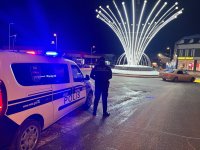 Polis əməkdaşları hava şəraiti ilə əlaqədar fasiləsiz xidmət aparır (FOTO)