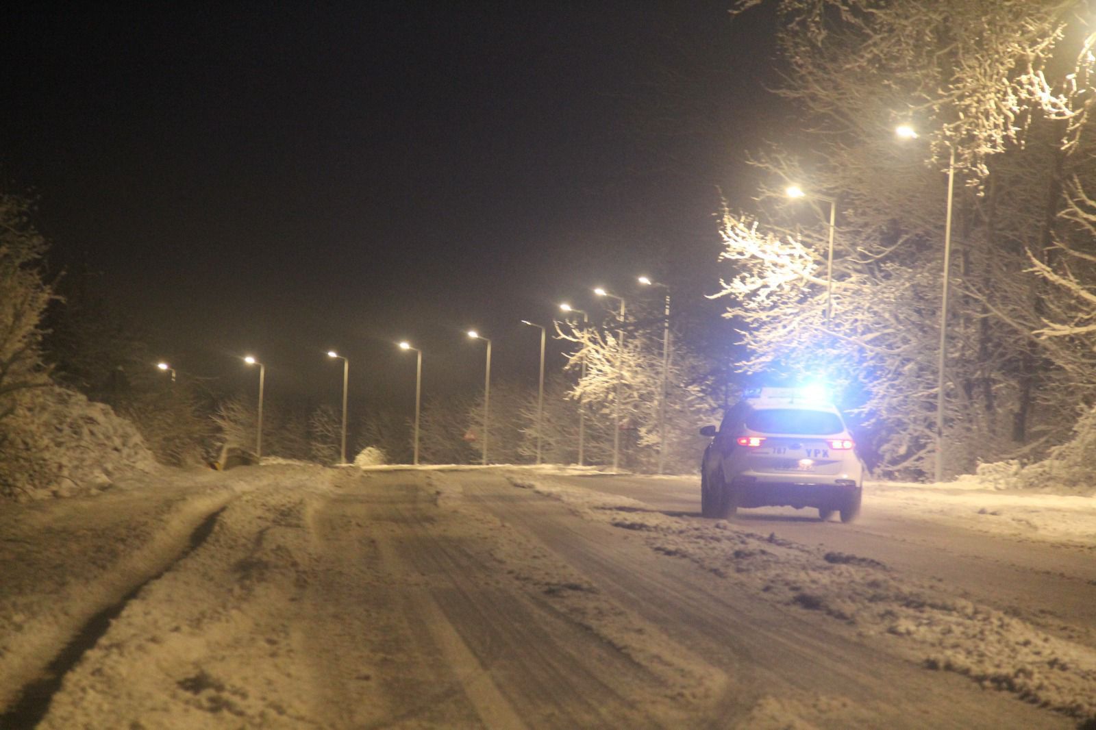 Polis əməkdaşları hava şəraiti ilə əlaqədar fasiləsiz xidmət aparır (FOTO)