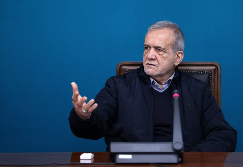 İranda Müvəqqəti Liderlik Şurası öz işinə başlayıb – Pezeşkian