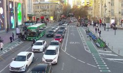 Sürücülərin NƏZƏRİNƏ: Bakıda bu yollarda sıxlıq var - SİYAHI (FOTO)