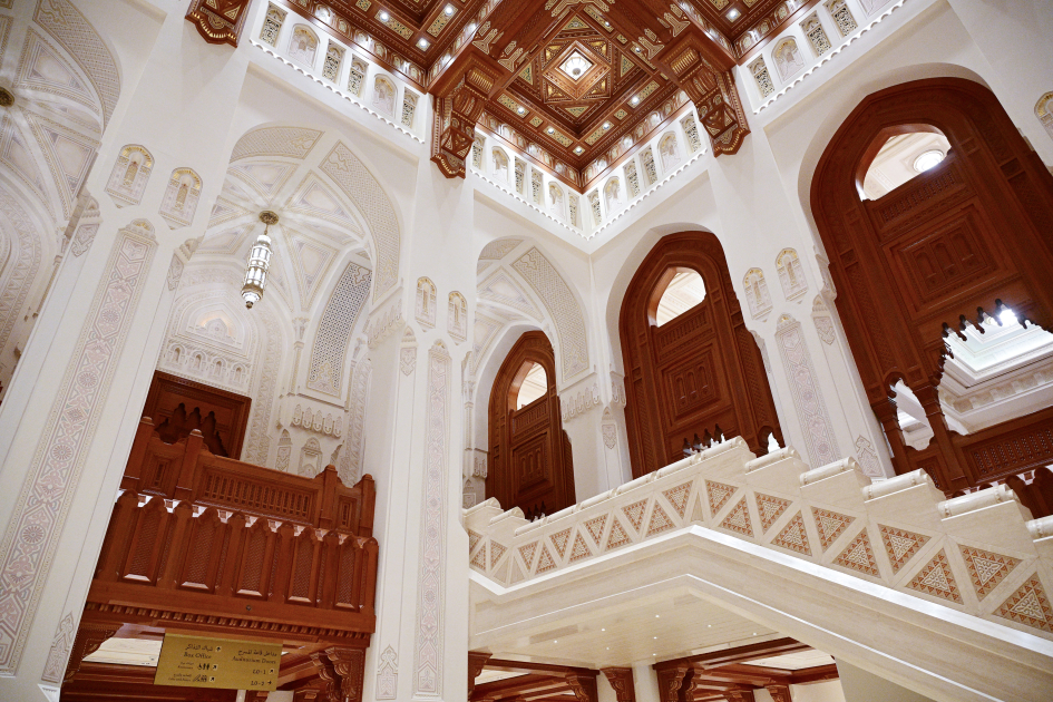 Heydər Əliyev Fondunun vitse-prezidenti Leyla Əliyeva Maskatda Sultan Opera Evində olub (FOTO)