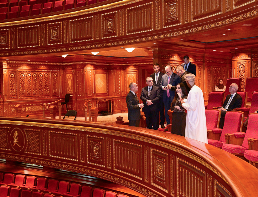 Heydər Əliyev Fondunun vitse-prezidenti Leyla Əliyeva Maskatda Sultan Opera Evində olub (FOTO)