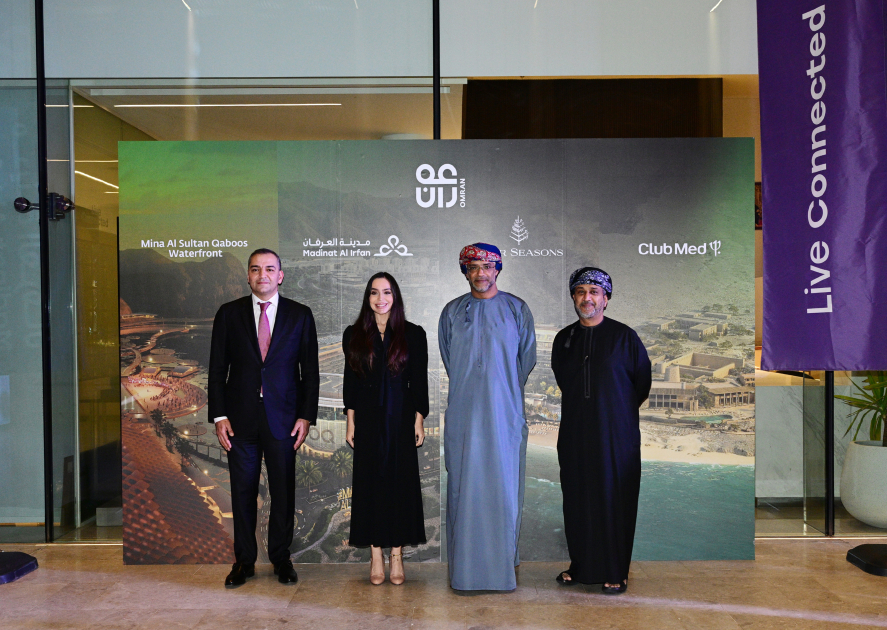 Heydər Əliyev Fondunun vitse-prezidenti Leyla Əliyeva Maskat şəhərində Omanın Turizmin İnkişafı Şirkəti tərəfindən həyata keçirilən layihələrlə tanış olub (FOTO)