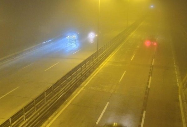 Dumanlı havaya görə Zığ dairəsi-Hava Limanı yolunda sürət həddi endirildi