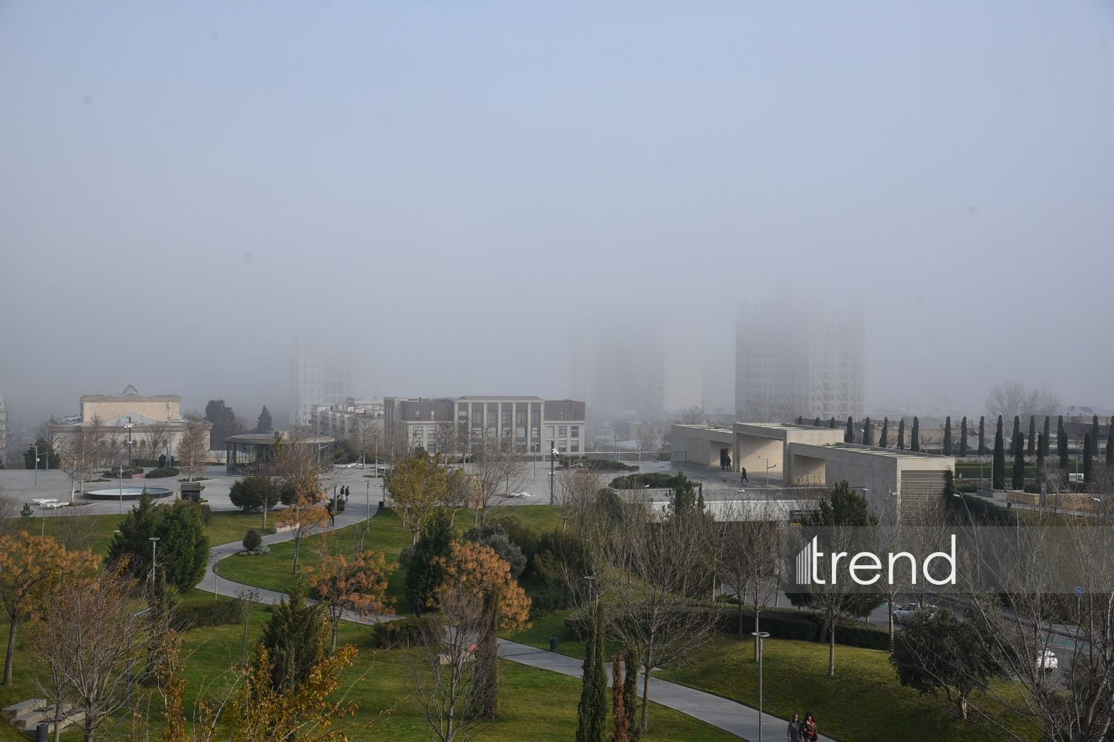 Dumanlı Bakı (FOTO)