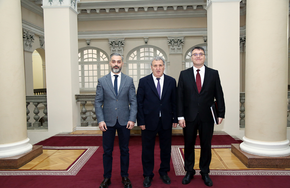 Azərbaycan və Albaniyanın Elmlər akademiyaları arasında əməkdaşlıq müqaviləsi imzalanacaq (FOTO)