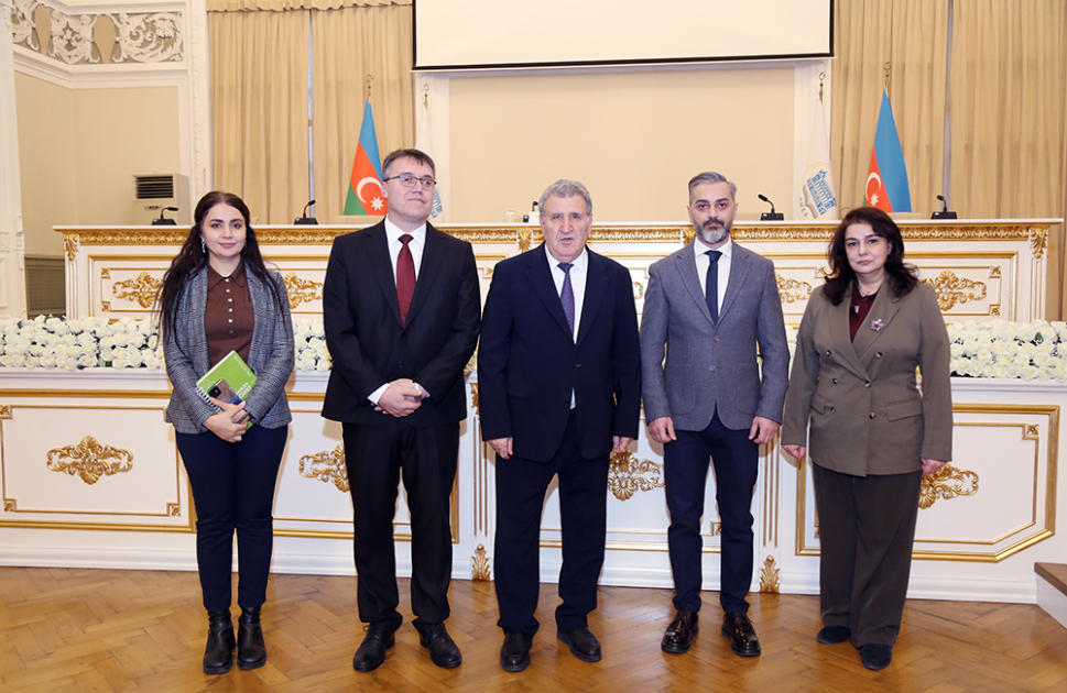 Azərbaycan və Albaniyanın Elmlər akademiyaları arasında əməkdaşlıq müqaviləsi imzalanacaq (FOTO)