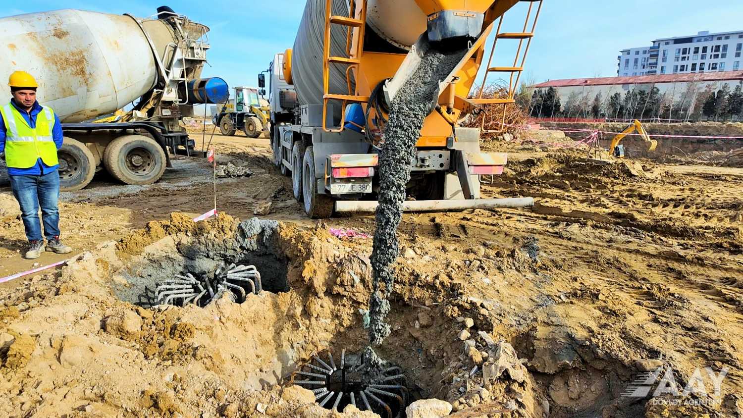 Paytaxtda yeni avtomobil və piyada tunellərinin tikintisinə başlanılıb (FOTO)