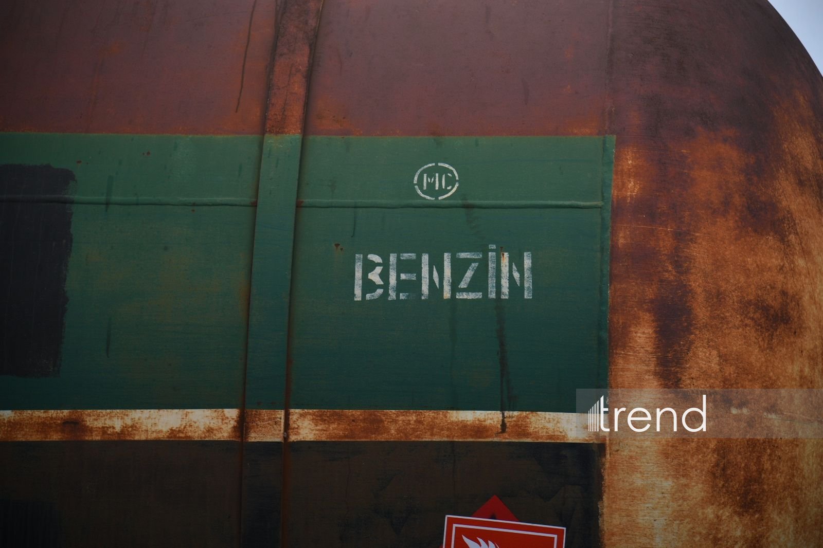 Azərbaycandan Ermənistana neft məhsullarının növbəti partiyası yola salınıb (FOTO/VİDEO)