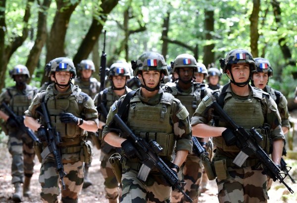 NATO ölkələri müdafiə xərclərini artırdı