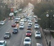 Sürücülərin NƏZƏRİNƏ: Paytaxtın bir sıra yollarında tıxac var - SİYAHI (FOTO)