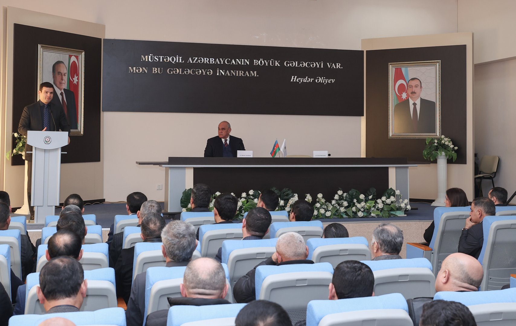 KOBİA Zərdabda sahibkarları dinlədi (FOTO)