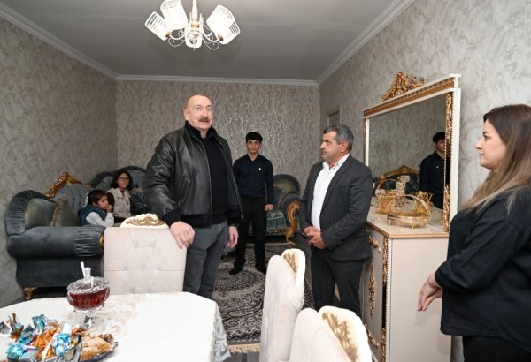 Prezident İlham Əliyev Ağdərə rayonunun Aşağı Oratağ kəndində görülmüş işlərlə tanış olub (FOTO/VİDEO) (YENİLƏNİB-2)