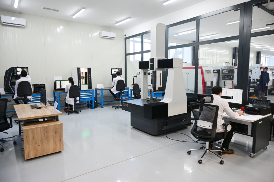 Prezident İlham Əliyev Tərtər elektromexanika zavodunun yenidənqurmadan sonra açılışında iştirak edib (FOTO/VİDEO) (YENİLƏNİB)