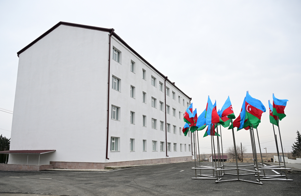 Prezident İlham Əliyev Ağdərə şəhərinin Baş planı ilə tanış olub (FOTO)