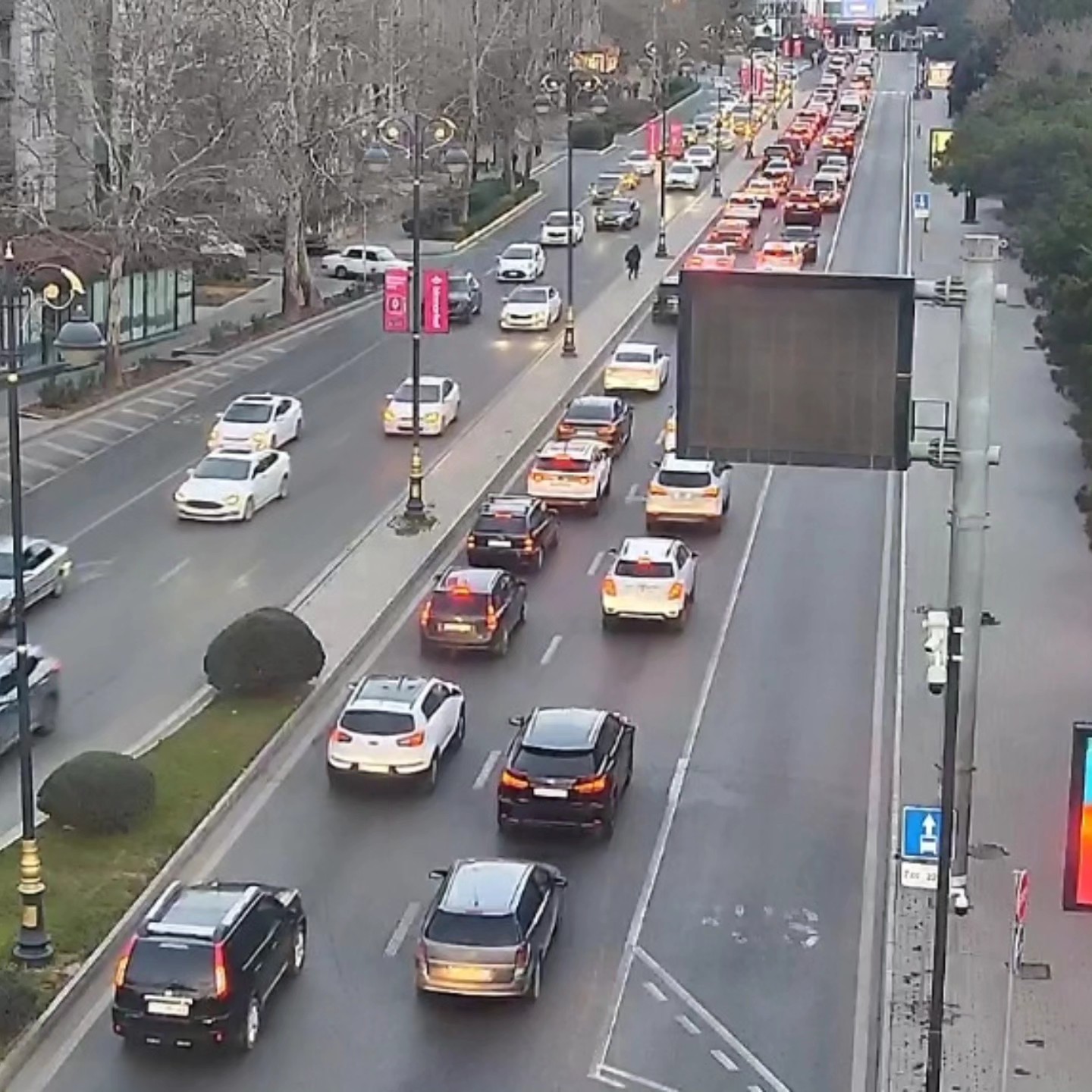 DİQQƏT: Bu yollarda tıxac var - SİYAHI (FOTO)