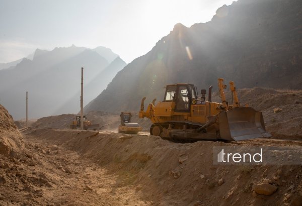 Naxçıvanda dəmir yolu xəttinin yenidən qurulması ilə Türkiyə və Avropa bazarlarına çıxış təmin ediləcək - ADY (VİDEO)